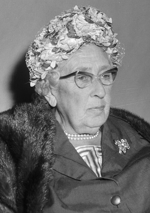 Agatha Christie by Joop van Bilsen for Anefo, CC0, via Wikimedia Commons Agatha Christie
