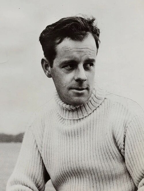 Alistair Maclean by Clayton Evans, Public domain, via Wikimedia Commons Alistair Maclean