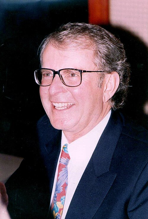 Wilbur Smith by jimincairns, CC BY 2.0, via Wikimedia Commons Wilbur Smith
