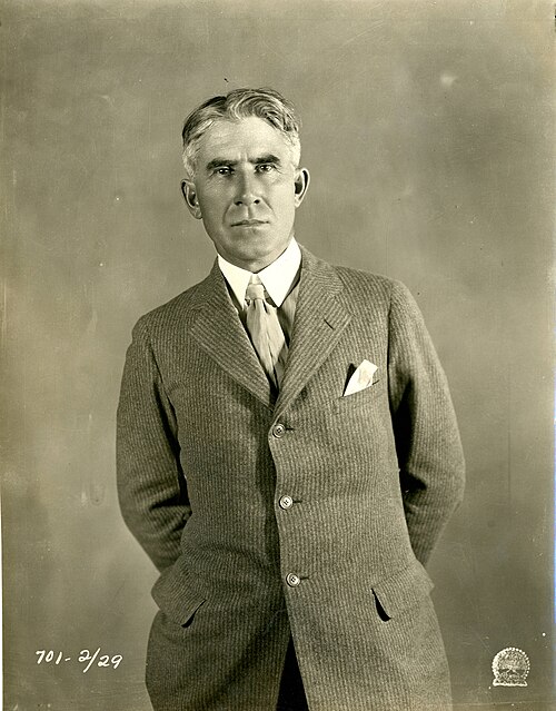 Zane Grey by Unknown authorUnknown author, Public domain, via Wikimedia Commons Zane Grey